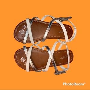 Size 1 Arizona Jean co. Girls sandals